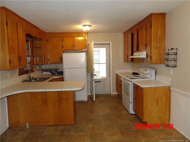 8901 Cliffdale Road, Fayetteville, NC 28314