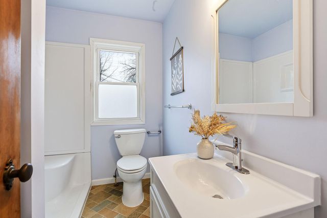 2937 Idaho Avenue S, Saint Louis Park, MN 55426