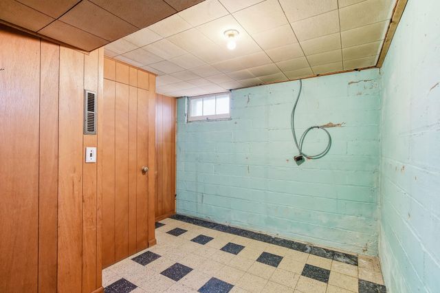 2937 Idaho Avenue S, Saint Louis Park, MN 55426