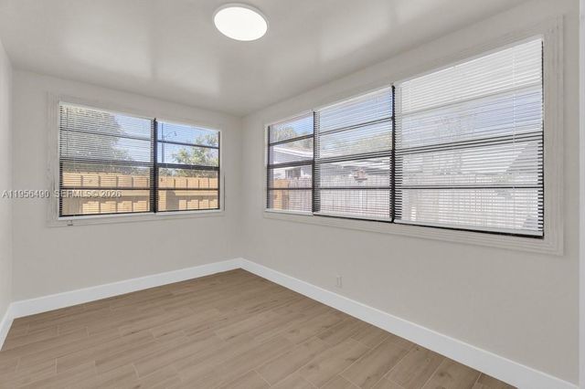 1101 NE 24th Ct, Pompano Beach, FL 33064