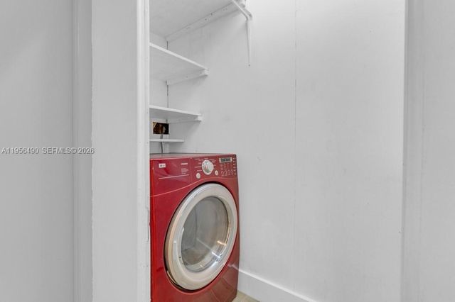 1101 NE 24th Ct, Pompano Beach, FL 33064