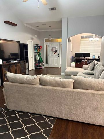 148 Crab Apple Avenue, Crestview, FL 32536