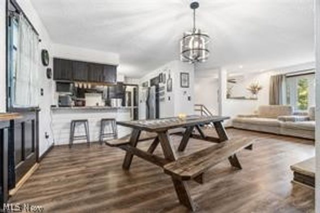 6226 Woodmoor Avenue NW, Canton, OH 44718