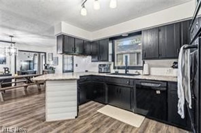 6226 Woodmoor Avenue NW, Canton, OH 44718