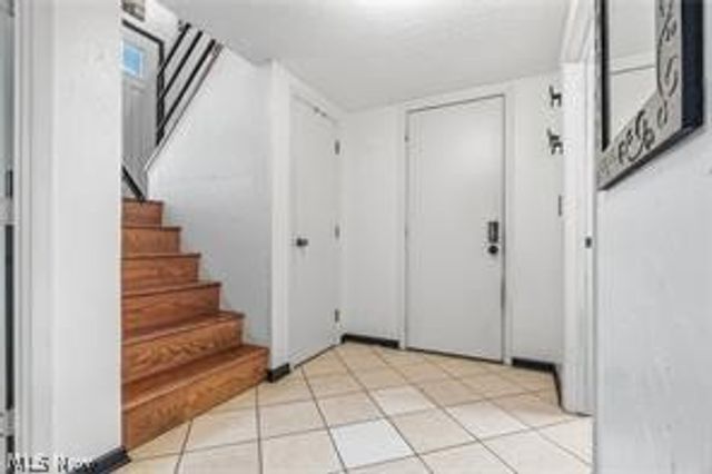 6226 Woodmoor Avenue NW, Canton, OH 44718