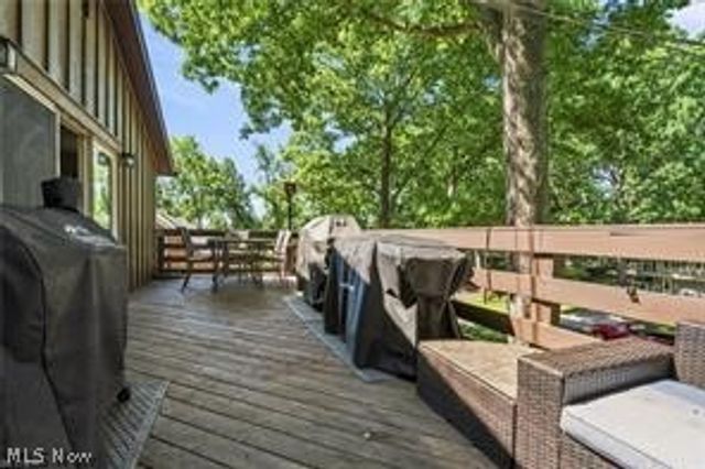 6226 Woodmoor Avenue NW, Canton, OH 44718