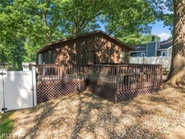6226 Woodmoor Avenue NW, Canton, OH 44718