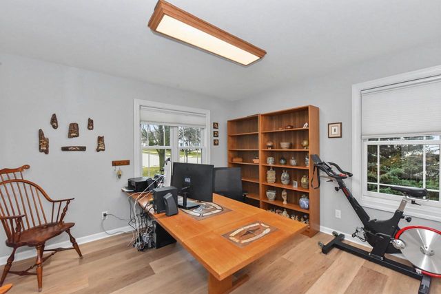 312 Manchester DRIVE, Waukesha, WI 53188