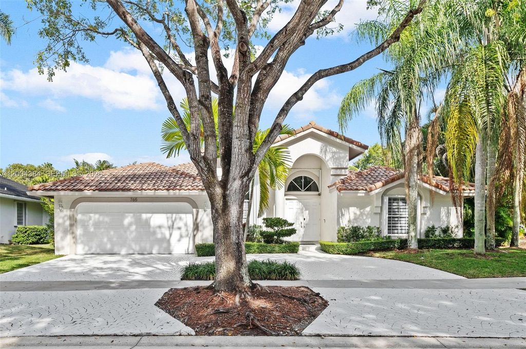 765 Bayside Lane, Weston, FL 33326