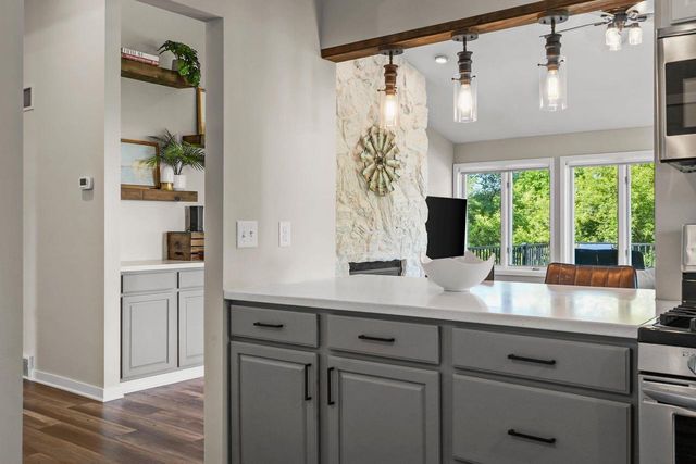 2919 Dolomite Springs Circle, Blue Mounds, WI 53517