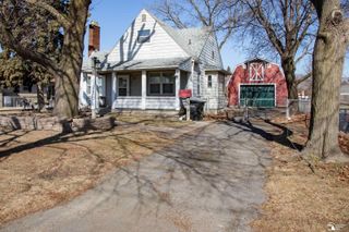 15708 Goddard Road, Allen Park, MI 48101