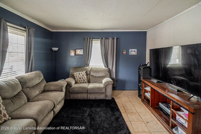 745 Chicago Avenue, Lansing, MI 48915