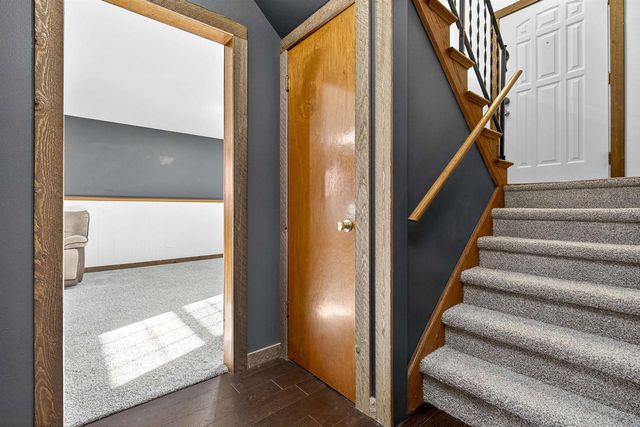 1200 W BELL AVENUE, Appleton, WI 54914