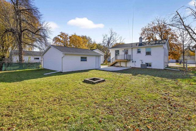 1200 W BELL AVENUE, Appleton, WI 54914