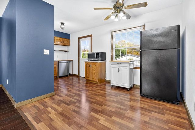 1200 W BELL AVENUE, Appleton, WI 54914