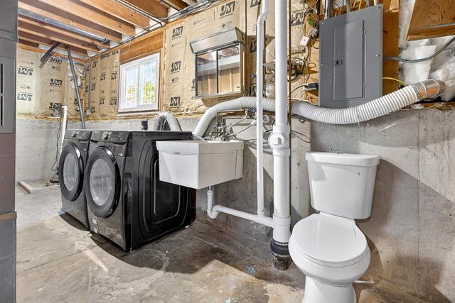 1200 W BELL AVENUE, Appleton, WI 54914