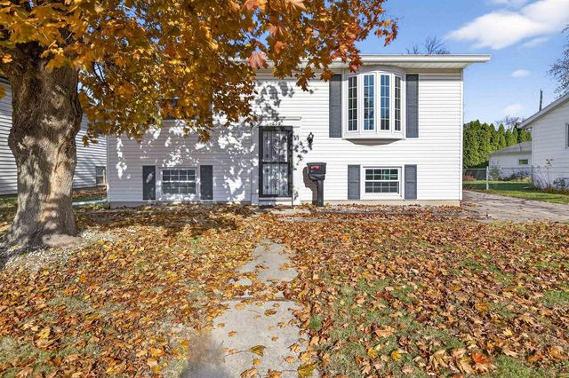 1200 W BELL AVENUE, Appleton, WI 54914