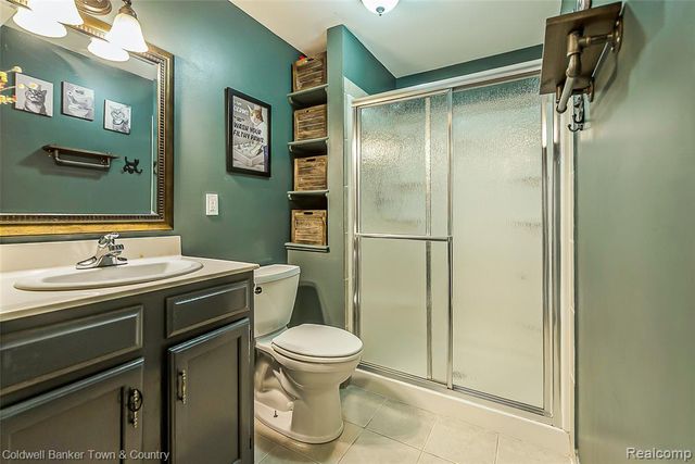 411 Springwell Lane, Howell, MI 48843