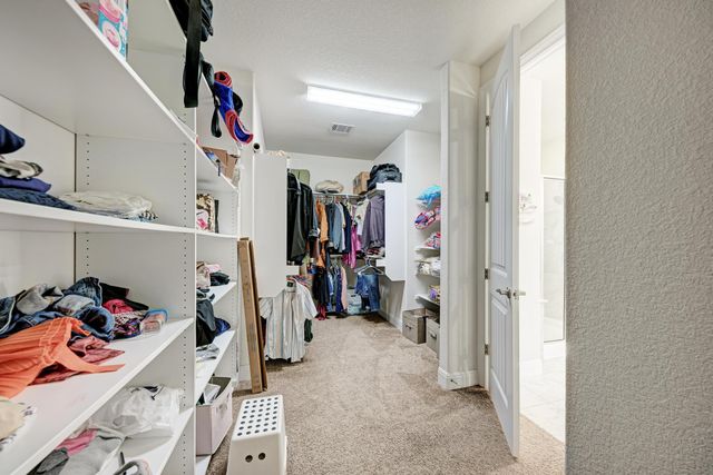 5304 Cipriano DR, Austin, TX 78738