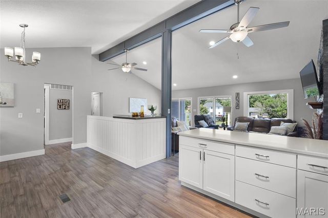 1366 Biscay Drive, Edwardsville, IL 62025