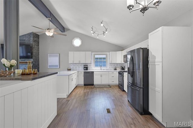 1366 Biscay Drive, Edwardsville, IL 62025