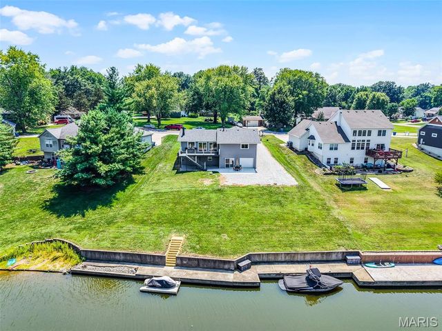 1366 Biscay Drive, Edwardsville, IL 62025