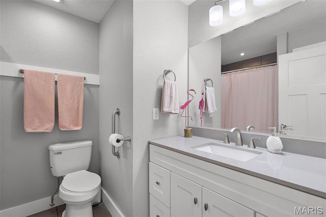 1366 Biscay Drive, Edwardsville, IL 62025