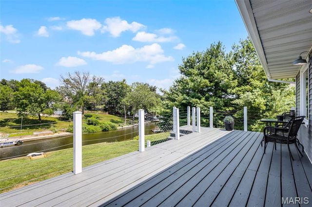 1366 Biscay Drive, Edwardsville, IL 62025