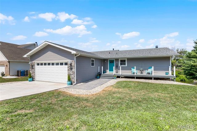 1366 Biscay Drive, Edwardsville, IL 62025