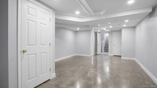 414 E 182nd Street, Bronx, NY 10457