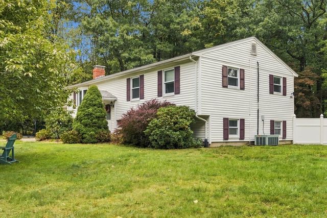 342 Woodland Drive, Hanover, MA 02339