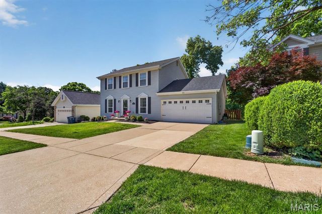 523 Rosewell Court, Ballwin, MO 63021
