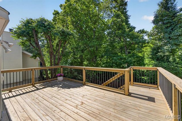 523 Rosewell Court, Ballwin, MO 63021