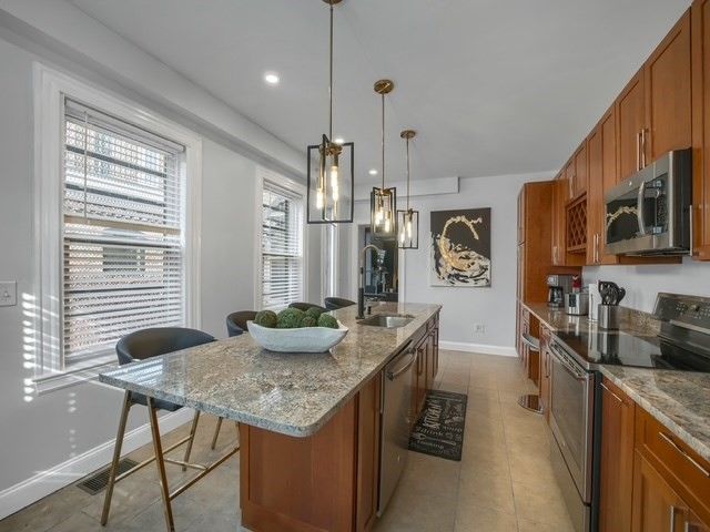 32 Williams St 1, Boston, MA 02446
