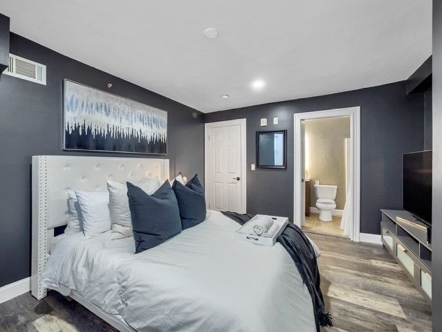 32 Williams St 1, Boston, MA 02446