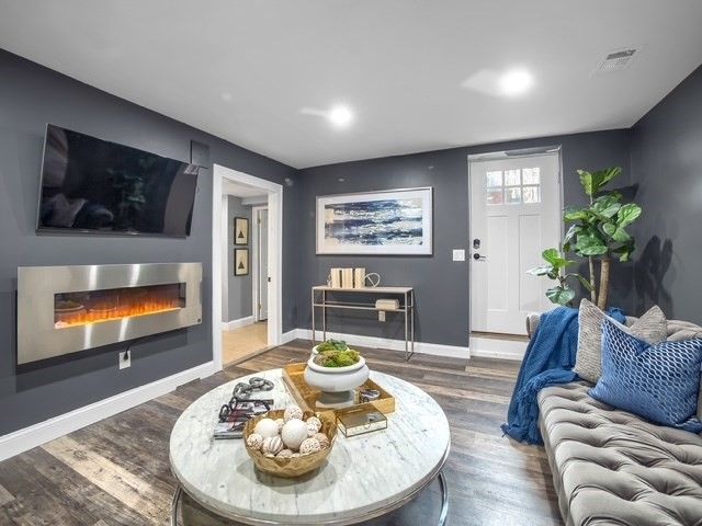 32 Williams St 1, Boston, MA 02446