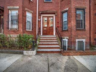 32 Williams St 1, Boston, MA 02446