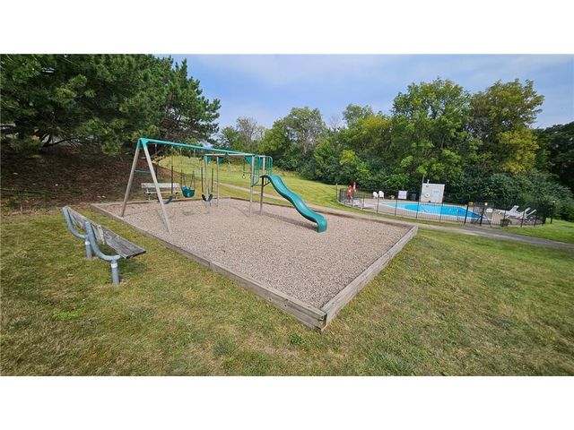 1903 Silver Bell Road 219, Eagan, MN 55122
