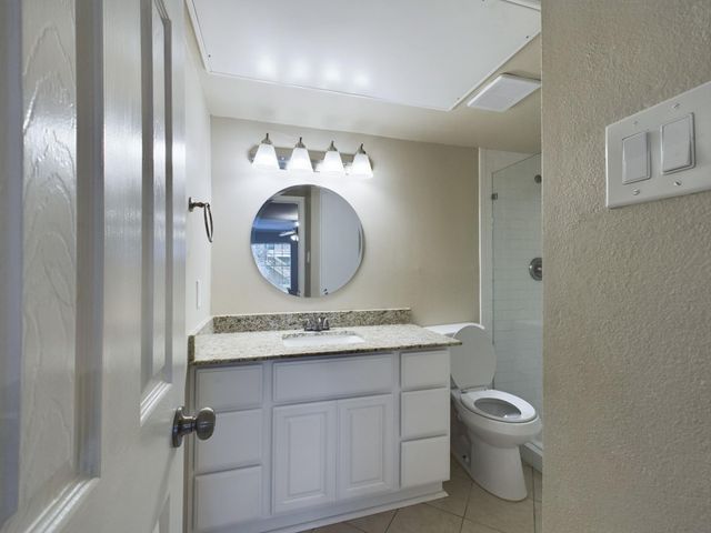 2350 Bering Drive 127, Houston, TX 77057