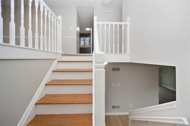 3394 DEARWOOD SW Drive, Lilburn, GA 30047