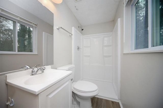 3394 DEARWOOD SW Drive, Lilburn, GA 30047