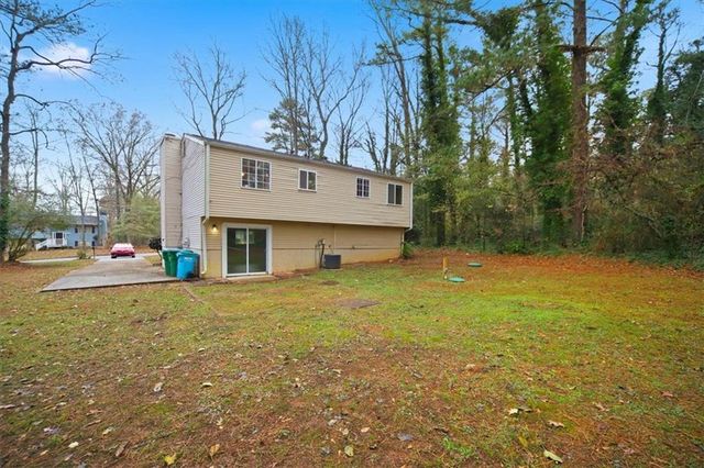 3394 DEARWOOD SW Drive, Lilburn, GA 30047