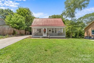 727 W Main Street Extension, Lincolnton, NC 28092