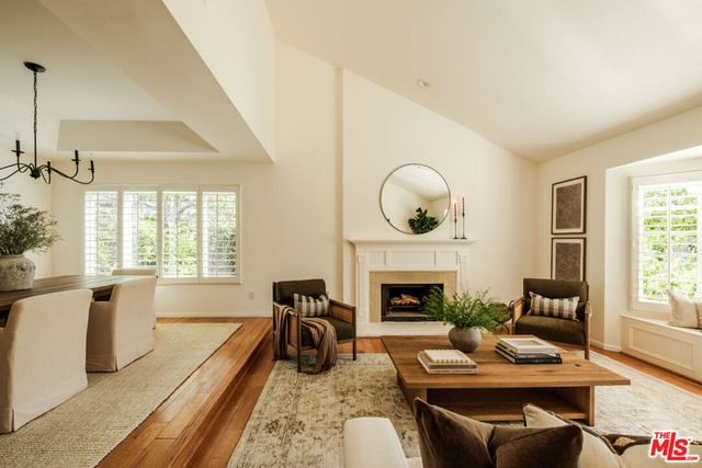 5744 Hempstead Drive, Agoura Hills, CA 91301