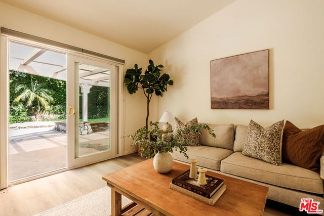 5744 Hempstead Drive, Agoura Hills, CA 91301