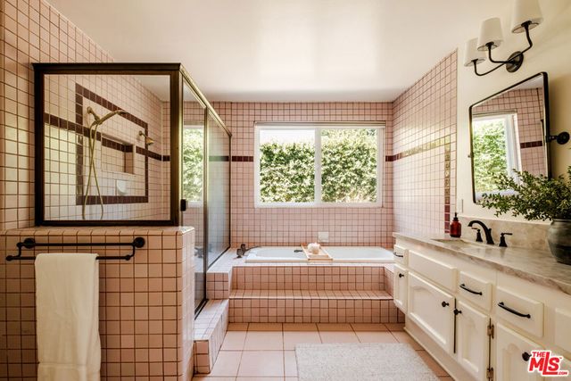5744 Hempstead Drive, Agoura Hills, CA 91301
