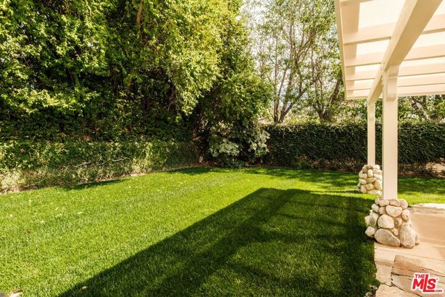5744 Hempstead Drive, Agoura Hills, CA 91301