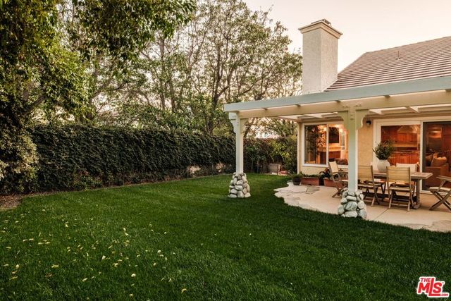 5744 Hempstead Drive, Agoura Hills, CA 91301