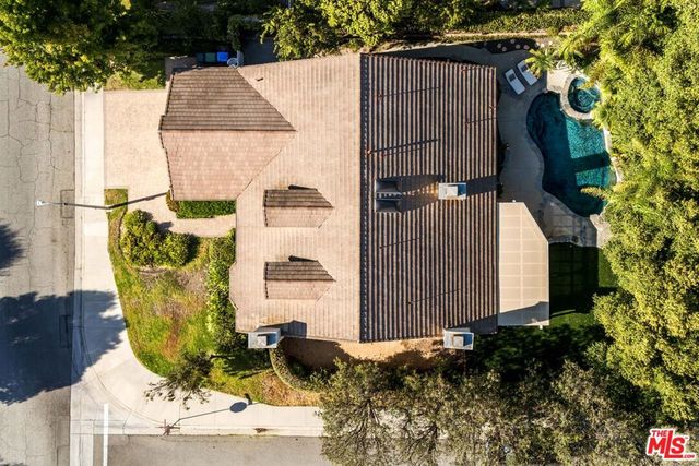5744 Hempstead Drive, Agoura Hills, CA 91301