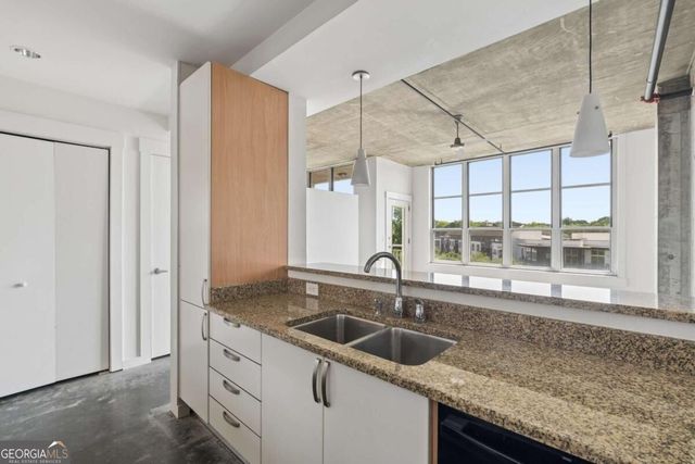 245 N Highland Avenue NE 410, Atlanta, GA 30307